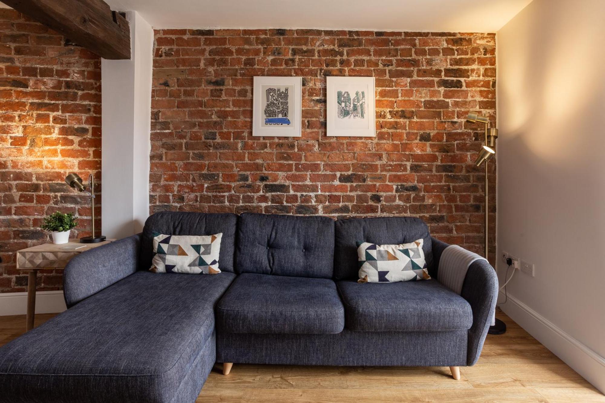Luxury Apartment Woodsmill View - On The River - With Balcony - Recently Refurbished York Eksteriør bilde