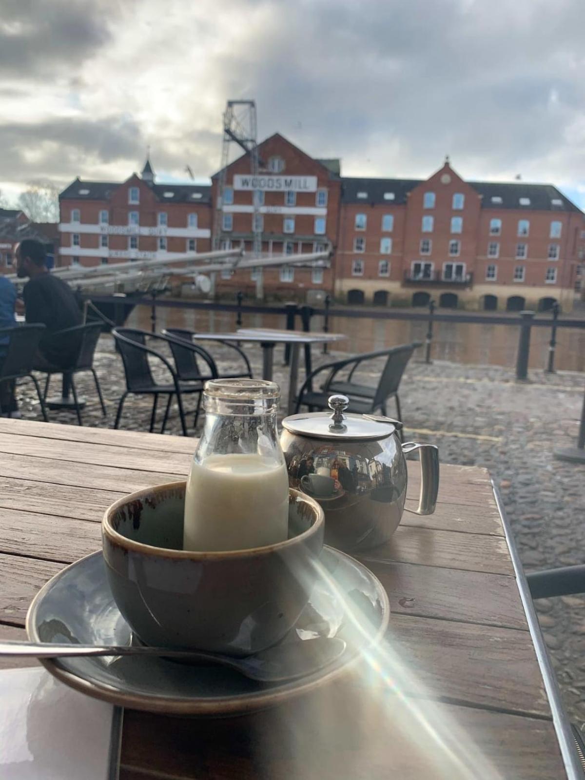 Luxury Apartment Woodsmill View - On The River - With Balcony - Recently Refurbished York Eksteriør bilde